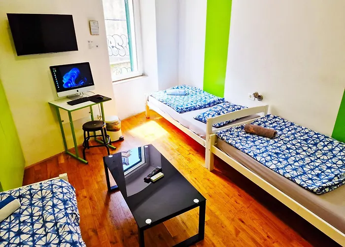 Croparadise Hostel Σπλιτ